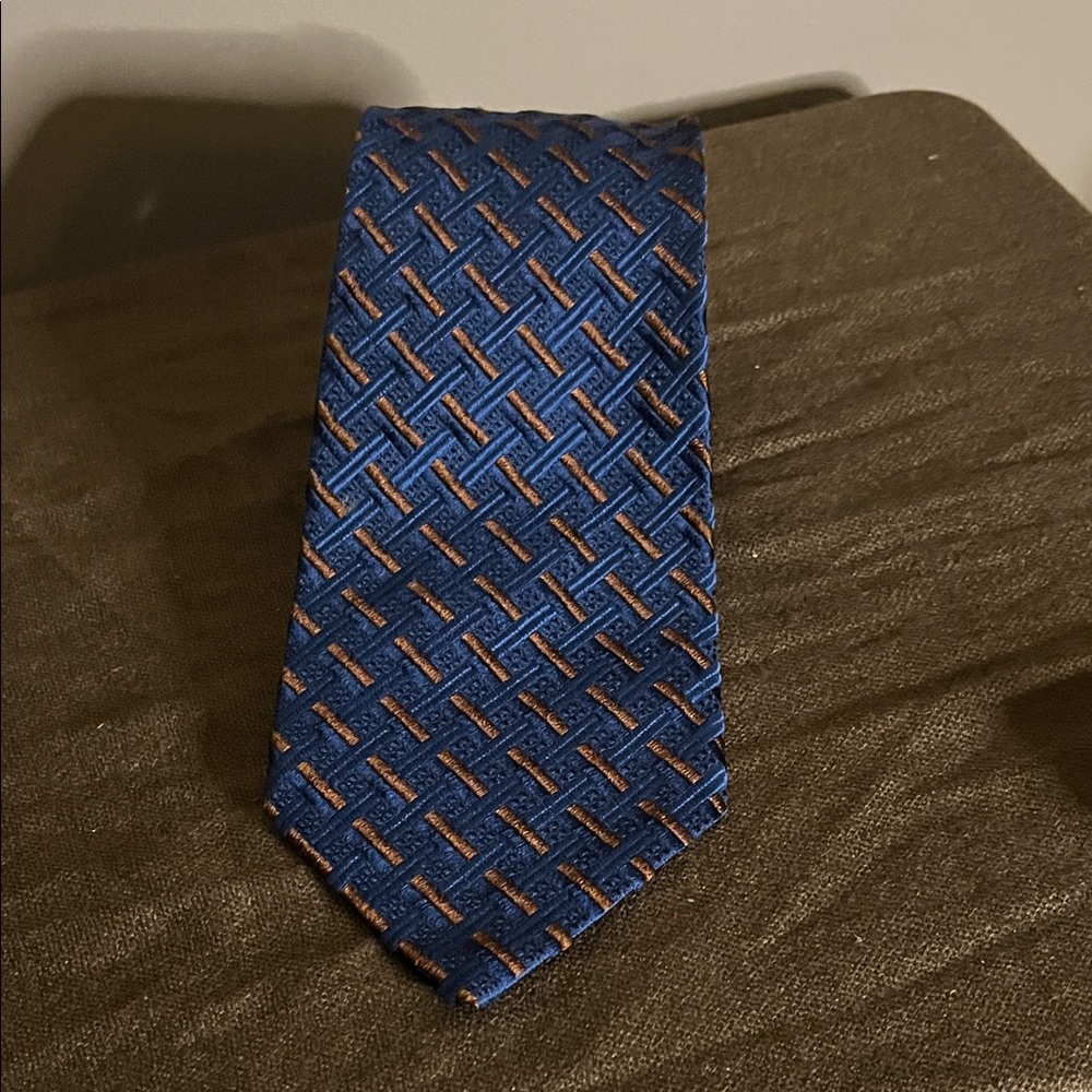 😄Vintage Italian silk tie patterned
